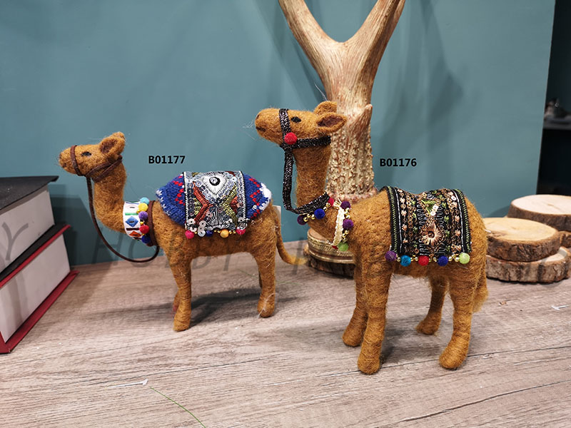 Autumn and winter decorations